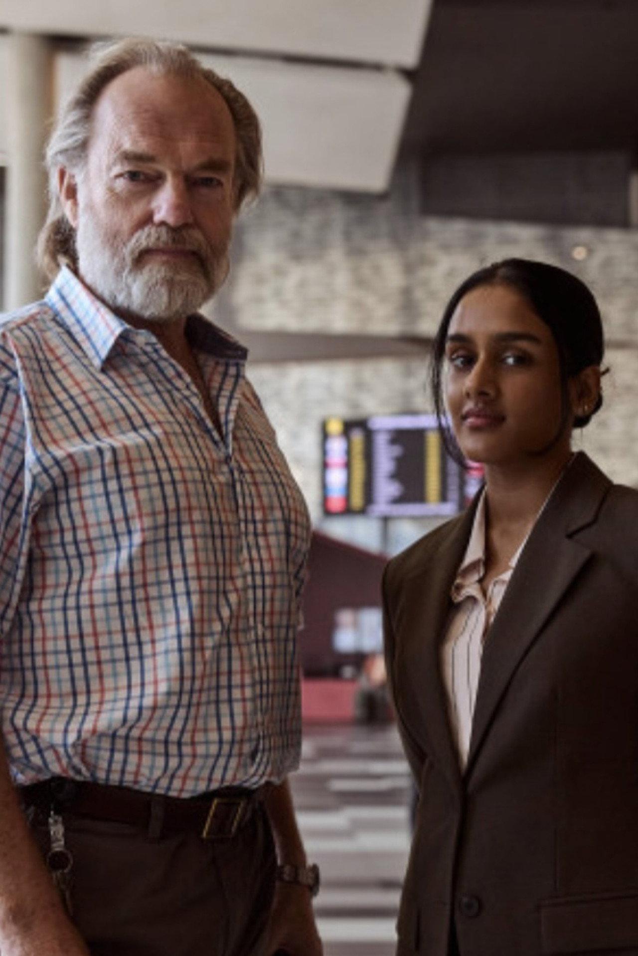 The Airport Chaplain | awwrated | 你的 Netflix 避雷好幫手!